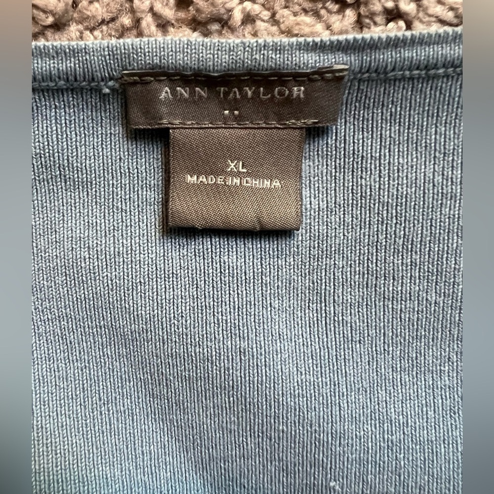 Ann Taylor light blue cardigan w 3/4 sleeves. Like new. Size XL, - Picture 5 of 8